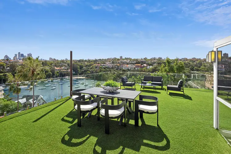 10/1 Mosman Street