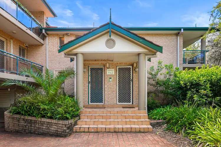 2/3-5 Oakes Street, Westmead NSW 2145