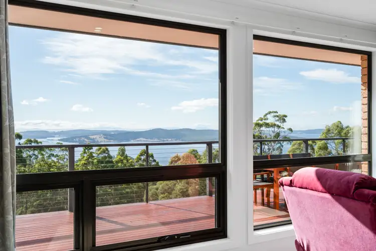 282 Llantwit Road, Woodbridge TAS 7162