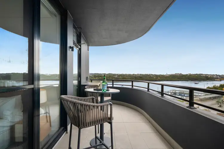 821/6 Lapwing Street, Wentworth Point NSW 2127