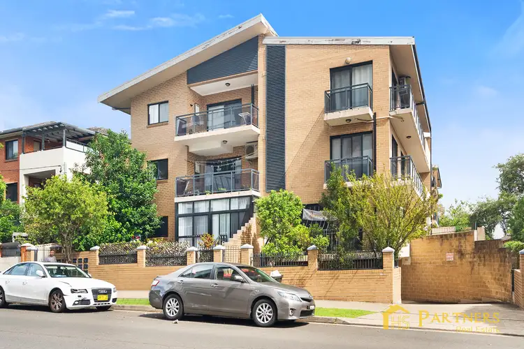 Main view of Homely unit listing, 15/31-33 Harrow Road, Auburn NSW 2144