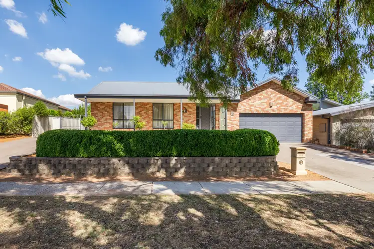 124 Dixon Drive, Holder ACT 2611