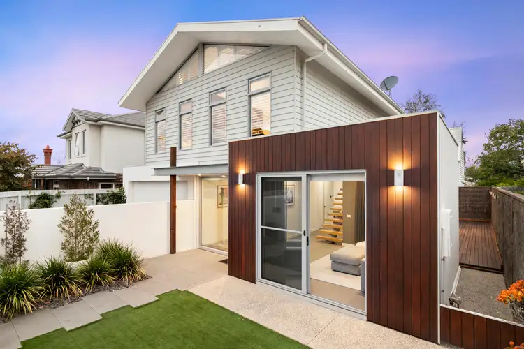 33B Sharp Street