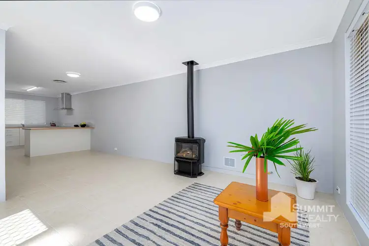 Fifth view of Homely unit listing, 1/104 Paris Road, Australind WA 6233