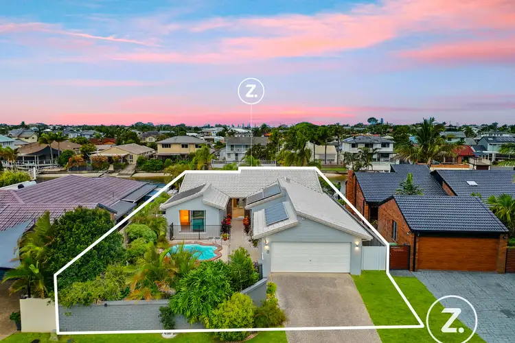 15 Seabreeze Street, Paradise Point QLD 4216