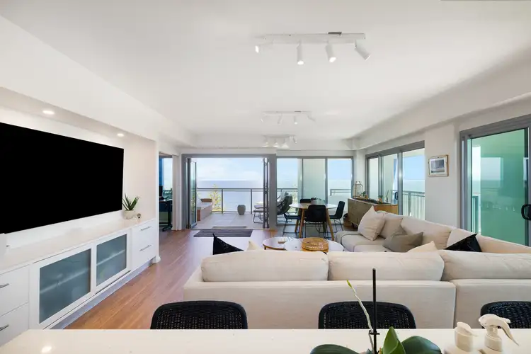 Second view of Homely unit listing, 1004/185 Redcliffe Parade, Redcliffe QLD 4020
