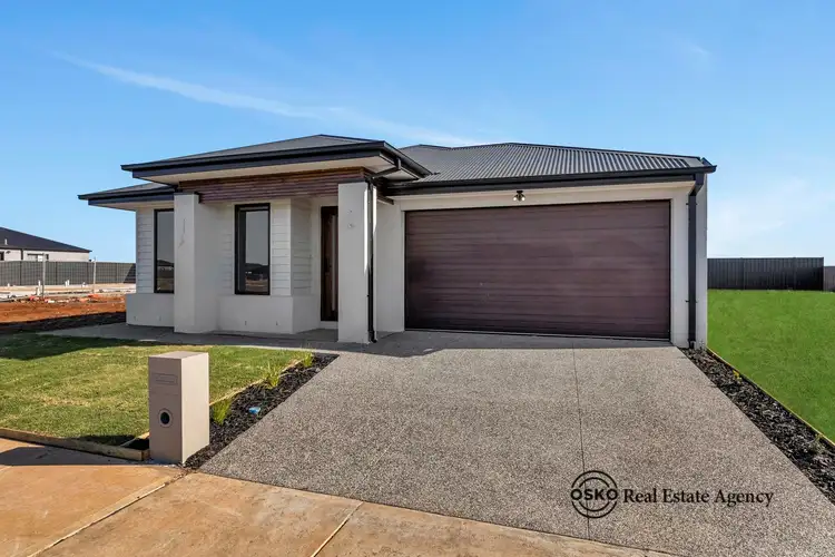 Third view of Homely house listing, 84 Buckingham Boulevard, Strathtulloh VIC 3338