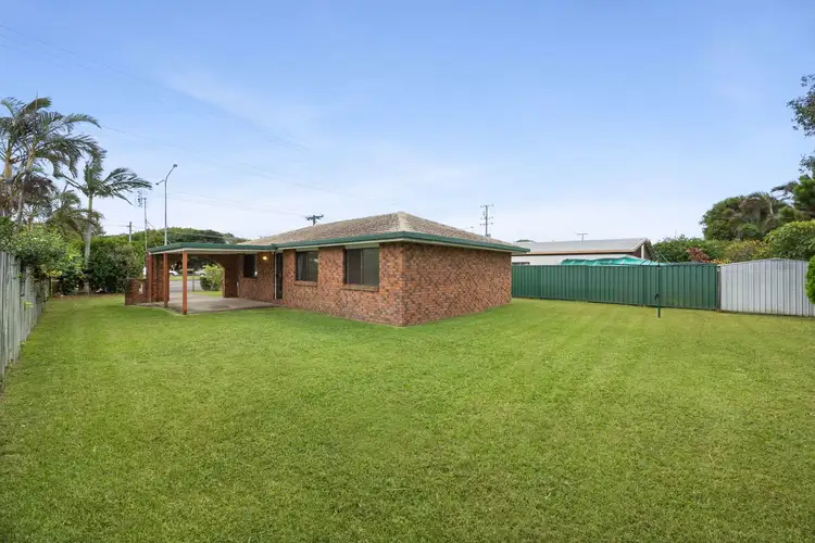 83 Nicklin Way, Warana QLD 4575