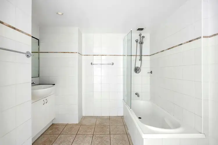 Fourth view of Homely unit listing, 402B/9-15 Central Avenue, Manly NSW 2095