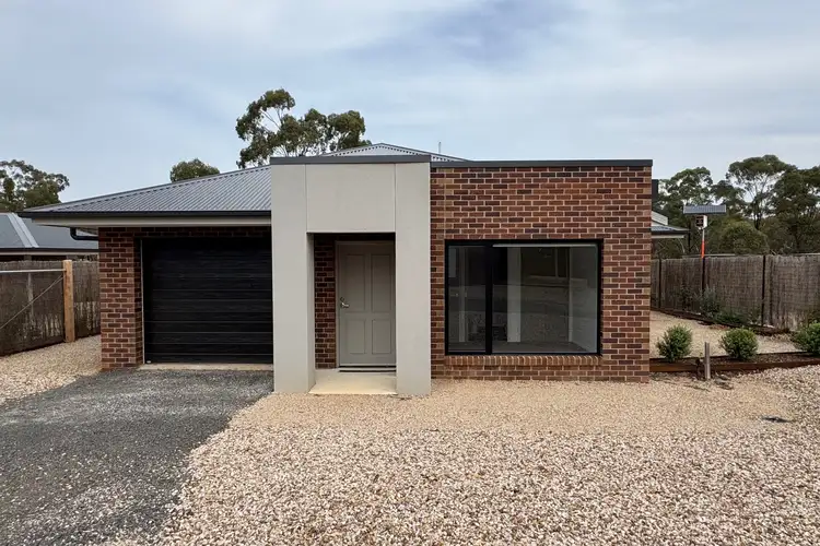 Main view of Homely unit listing, 4/114 Majorca Road, Maryborough VIC 3465