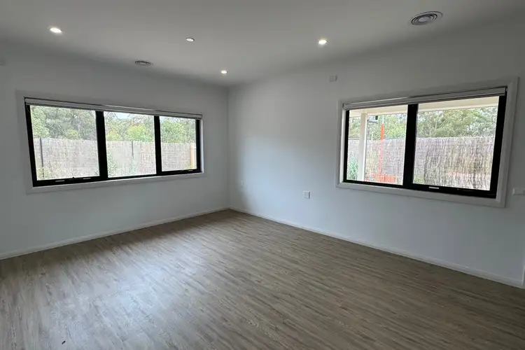Third view of Homely unit listing, 4/114 Majorca Road, Maryborough VIC 3465
