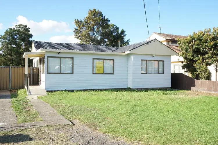 13 Duke Street, Canley Heights NSW 2166