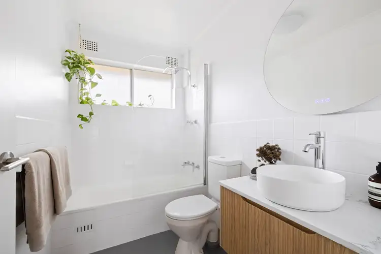 Fifth view of Homely apartment listing, 8/3 Wheeler Parade, Dee Why NSW 2099