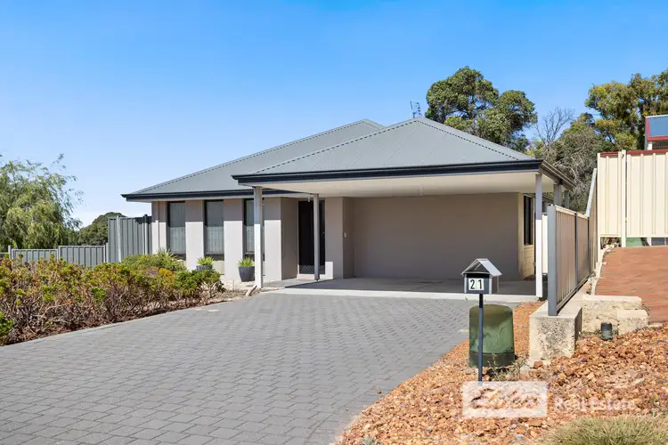 21 Robinia Rise, Collie WA 6225