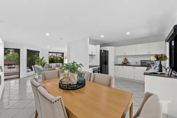 34/12 Greendale Way, Carindale QLD 4152