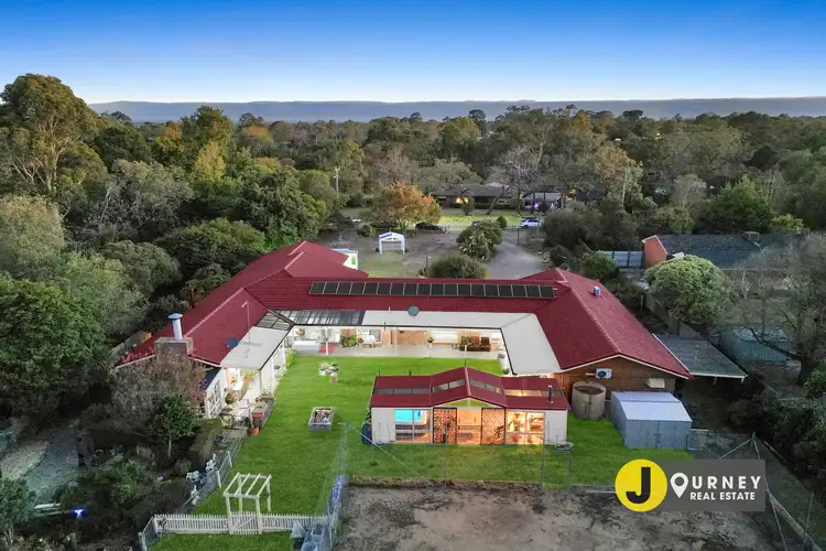 5 Facey Road, Devon Meadows VIC 3977