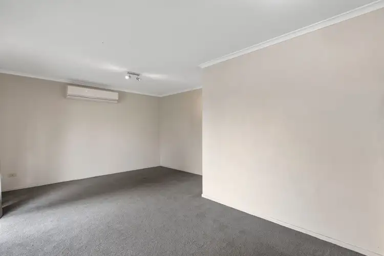 Fifth view of Homely house listing, 10 Bonhill Court, Hillcrest QLD 4118