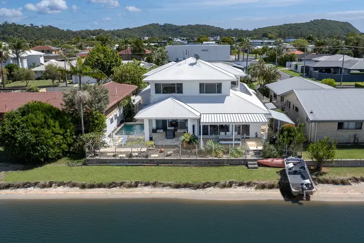 98 Parnki Parade, Palm Beach QLD 4221