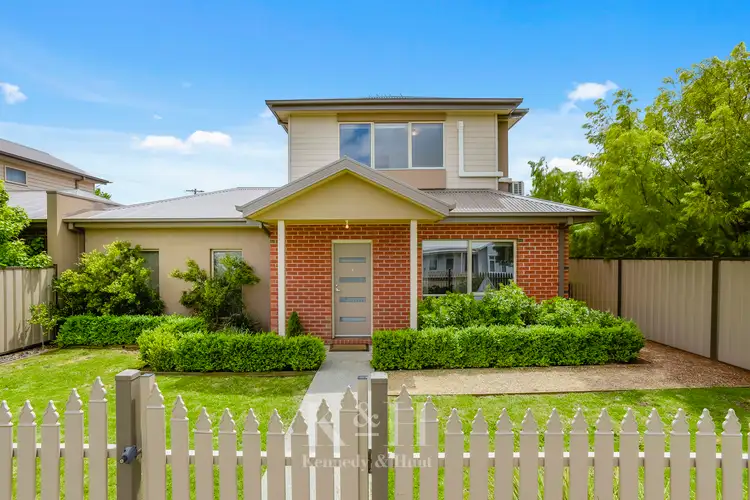 9/96 Station Road, Gisborne VIC 3437