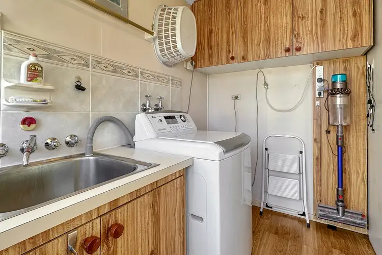 Fifth view of Homely house listing, 15 Elizabeth Crescent, Cobar NSW 2835