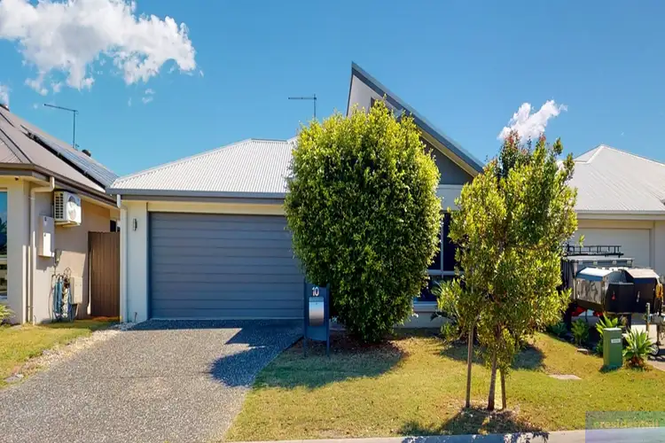 10 Dent Crescent Crescent