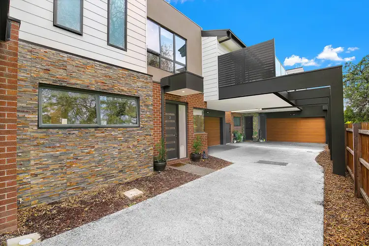 2/4 Enderly Avenue, Reservoir VIC 3073