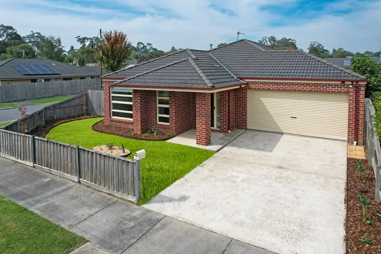 Second view of Homely house listing, 1 Jane Court, Drouin VIC 3818