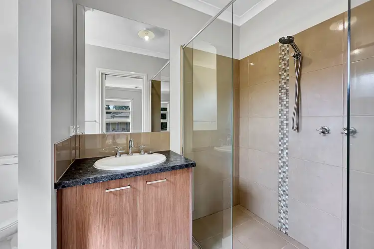 Sixth view of Homely house listing, 1 Jane Court, Drouin VIC 3818