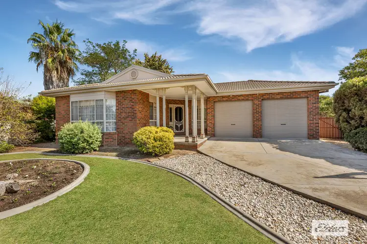 208 MacKenzie Street West, Kangaroo Flat VIC 3555