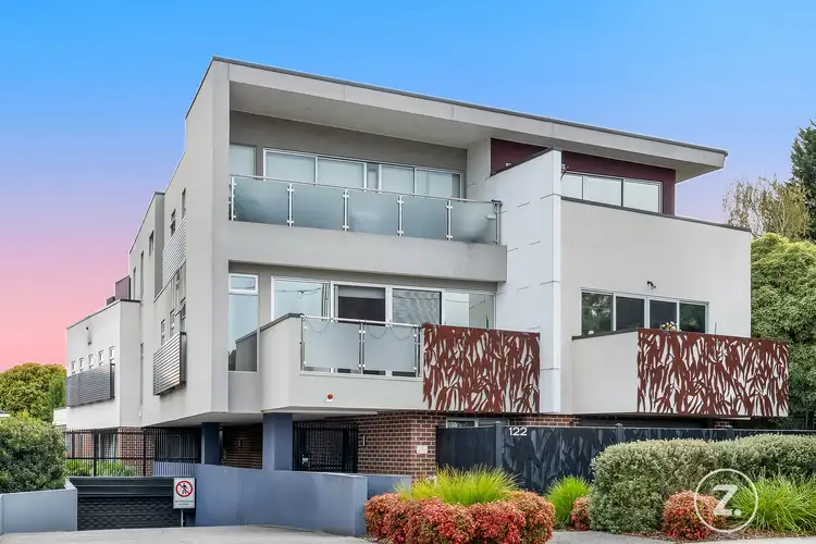 1/122 Mitcham Road