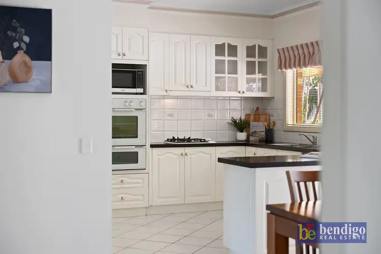 Sixth view of Homely house listing, 7 Conboy Court, Ascot VIC 3551