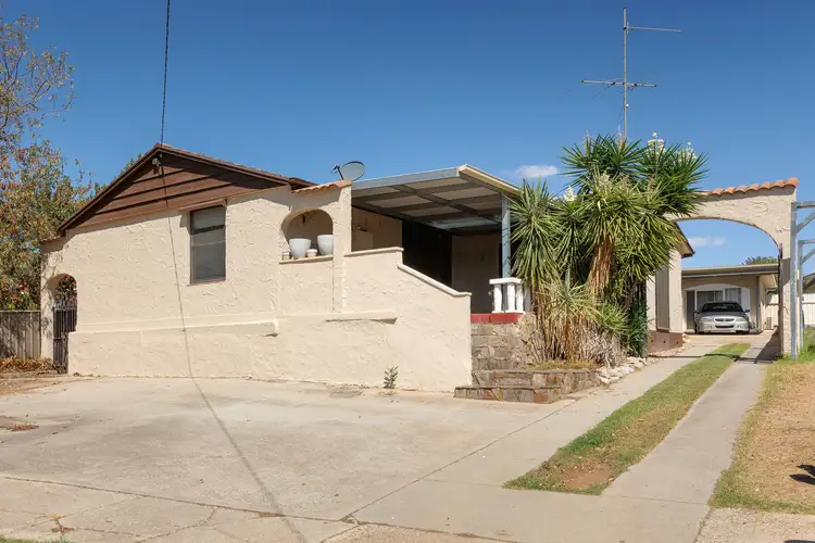 1 & 1a Kurewa Street, Tallangatta VIC 3700