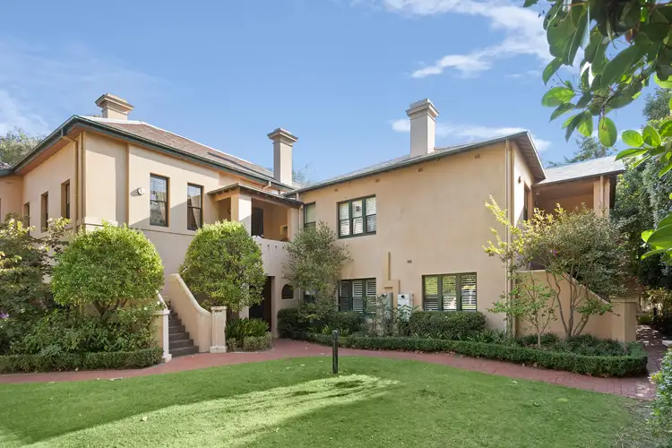 2/1 Ardoch Avenue, St Kilda East VIC 3183