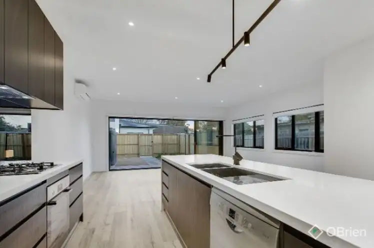 2/102 Berry Avenue