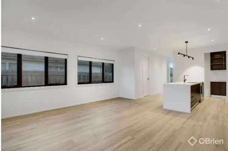 Fifth view of Homely townhouse listing, 2/102 Berry Avenue, Edithvale VIC 3196