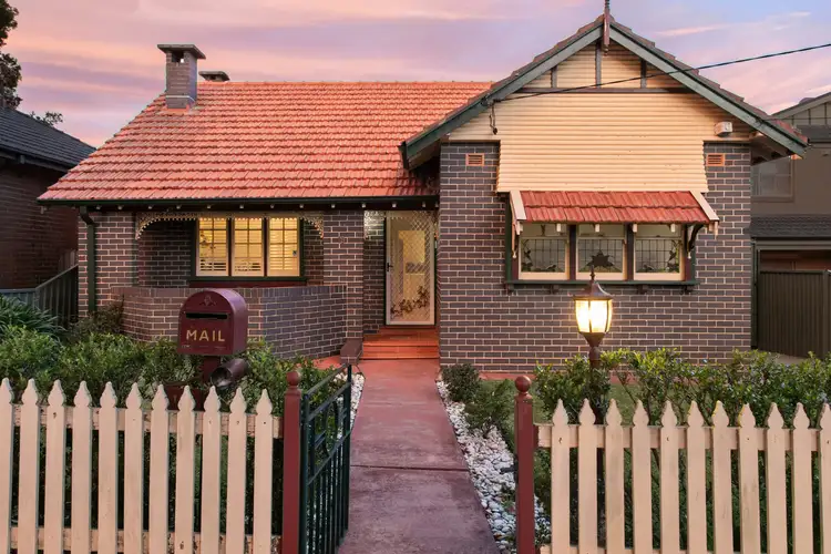 19 Seymour Parade