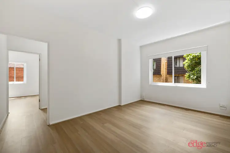 8/9 Botany Street