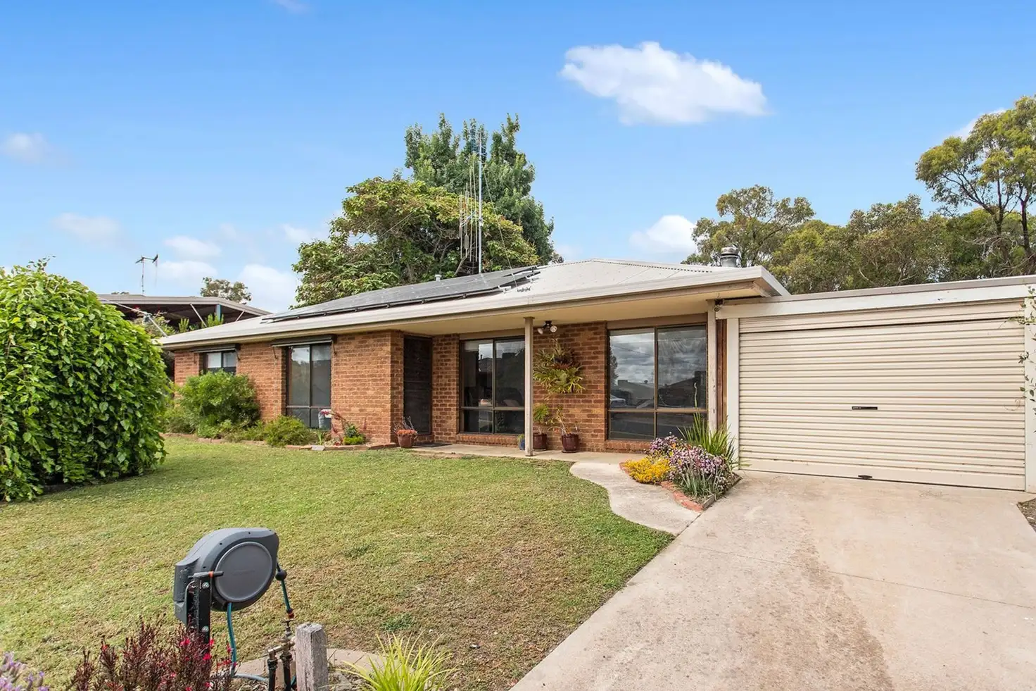 Main view of Homely house listing, 28 Howell Crescent, Kangaroo Flat VIC 3555