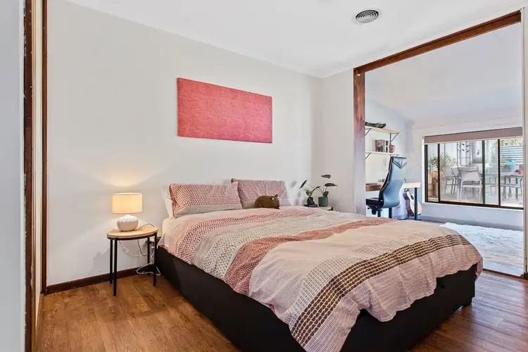 Sixth view of Homely house listing, 28 Howell Crescent, Kangaroo Flat VIC 3555