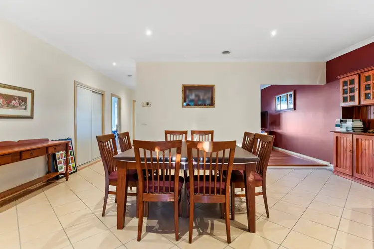 Fifth view of Homely house listing, 2 Marner Avenue, Hillside VIC 3037