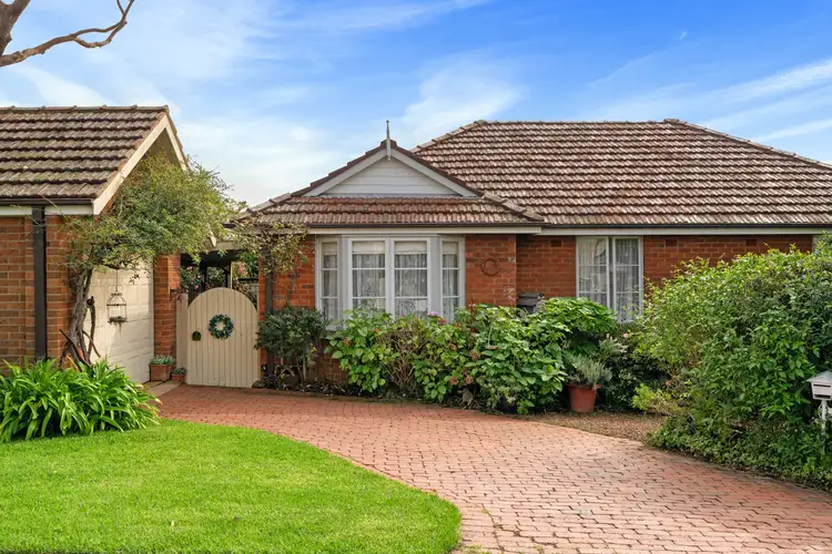 41 Carrington Avenue