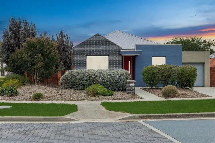 1 Eric Wright Street, Forde ACT 2914