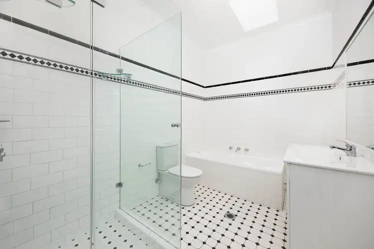 Fifth view of Homely unit listing, 8/41 The Strand, Rockdale NSW 2216