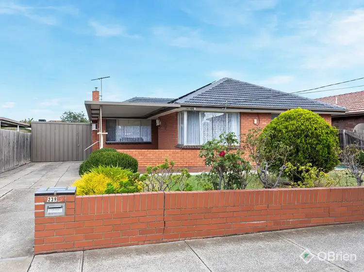 239 Main Road East, St Albans VIC 3021