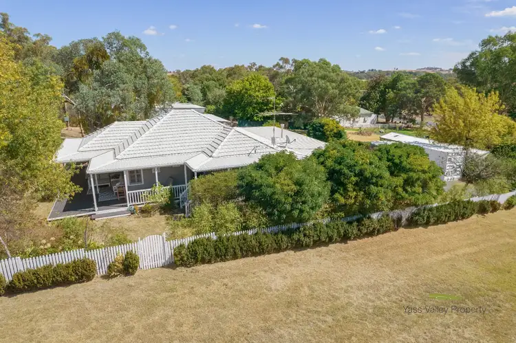 23 Dickinson Street, Binalong NSW 2584