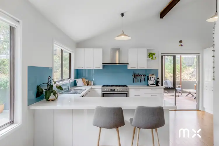 1 Stanley Avenue, Farmborough Heights NSW 2526