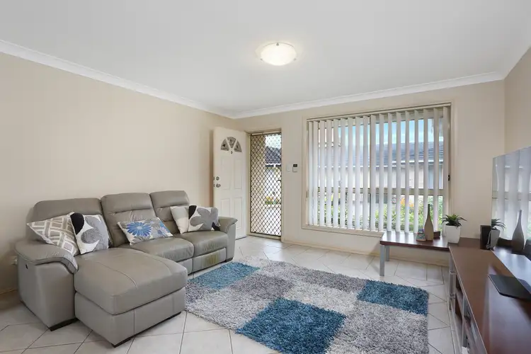 Third view of Homely villa listing, 9/31-33 Tungarra Road, Girraween NSW 2145