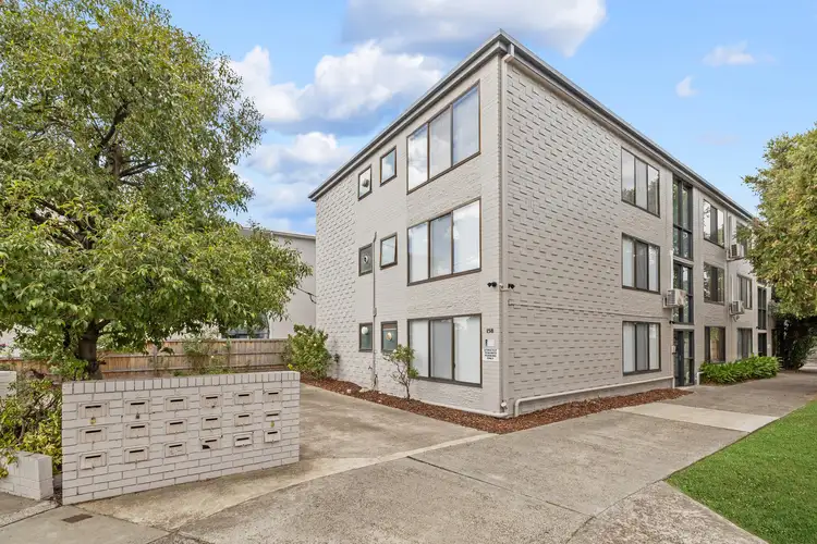 2/158 Napier Street, Essendon VIC 3040