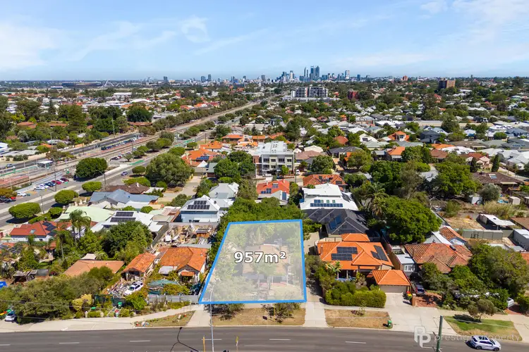 3 Grand Promenade, Bayswater WA 6053