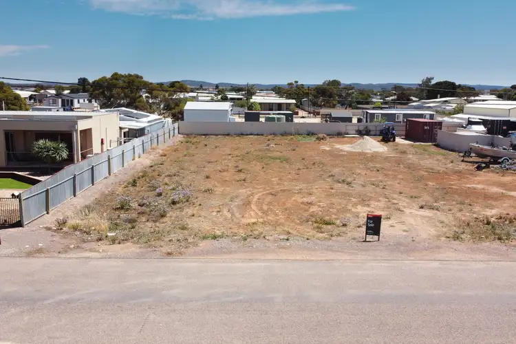 4 Burton Street, Cowell SA 5602